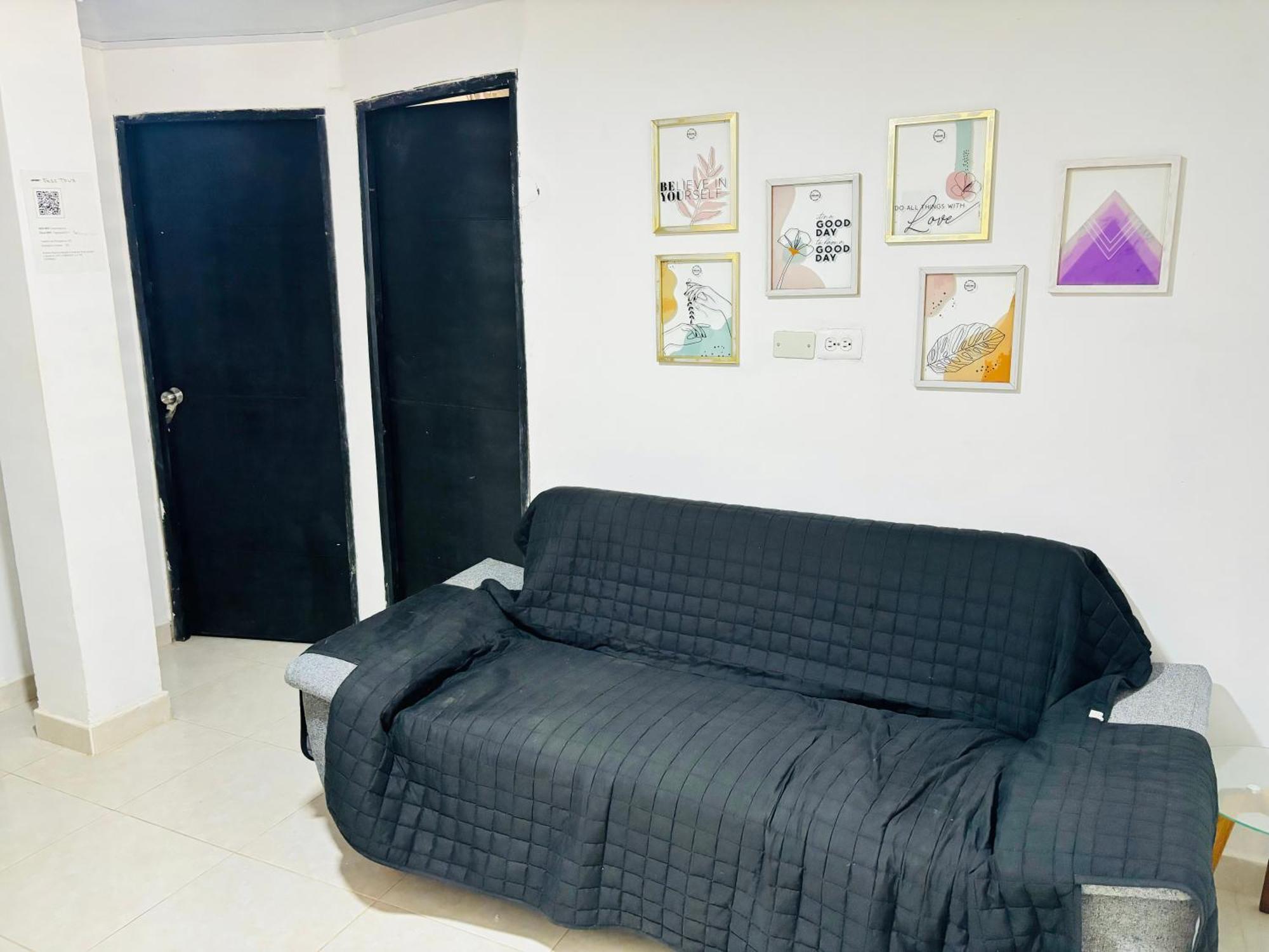 En Apartment *